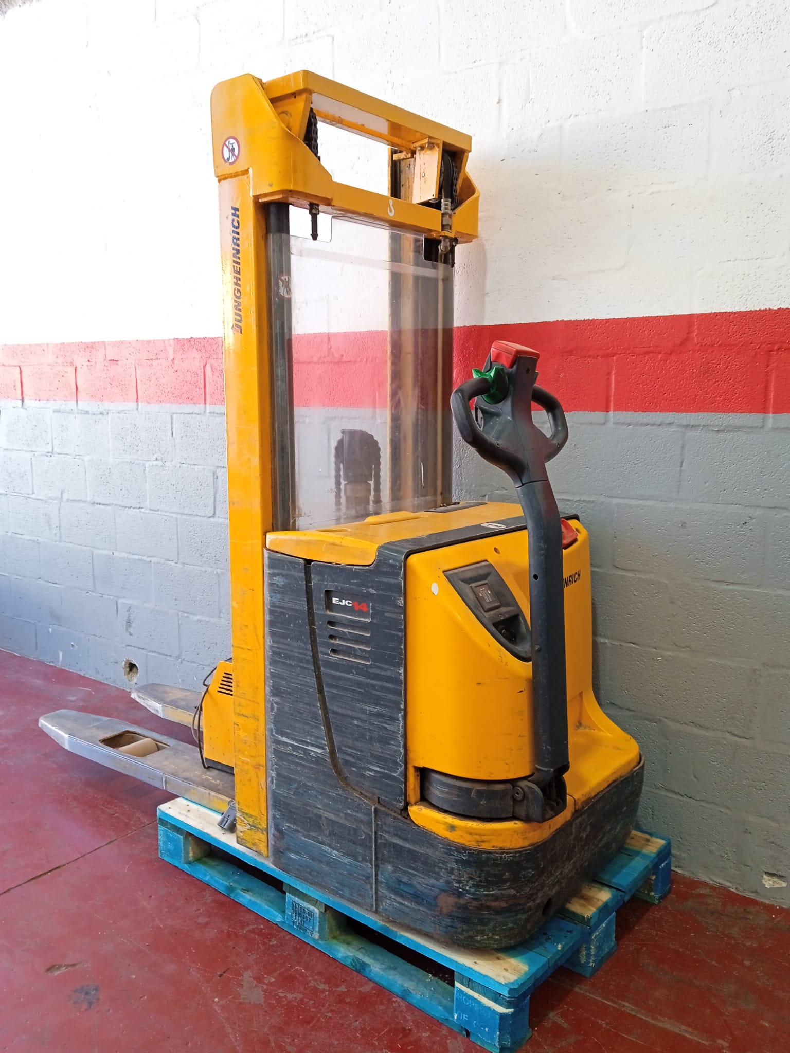 JUNGHEINRICH EJC14 - Imagen 2