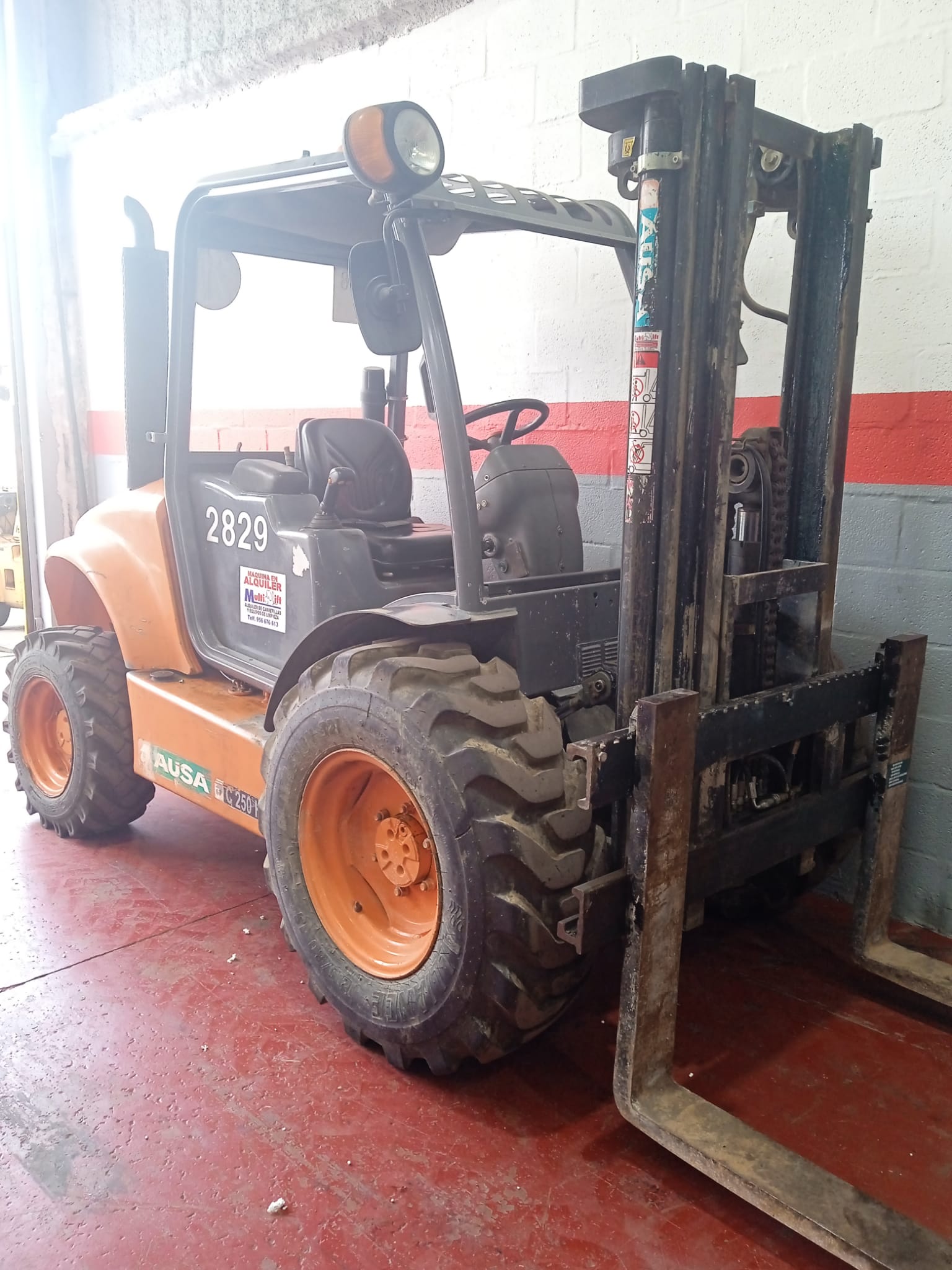 AUSA C250H X 4 - Imagen 5