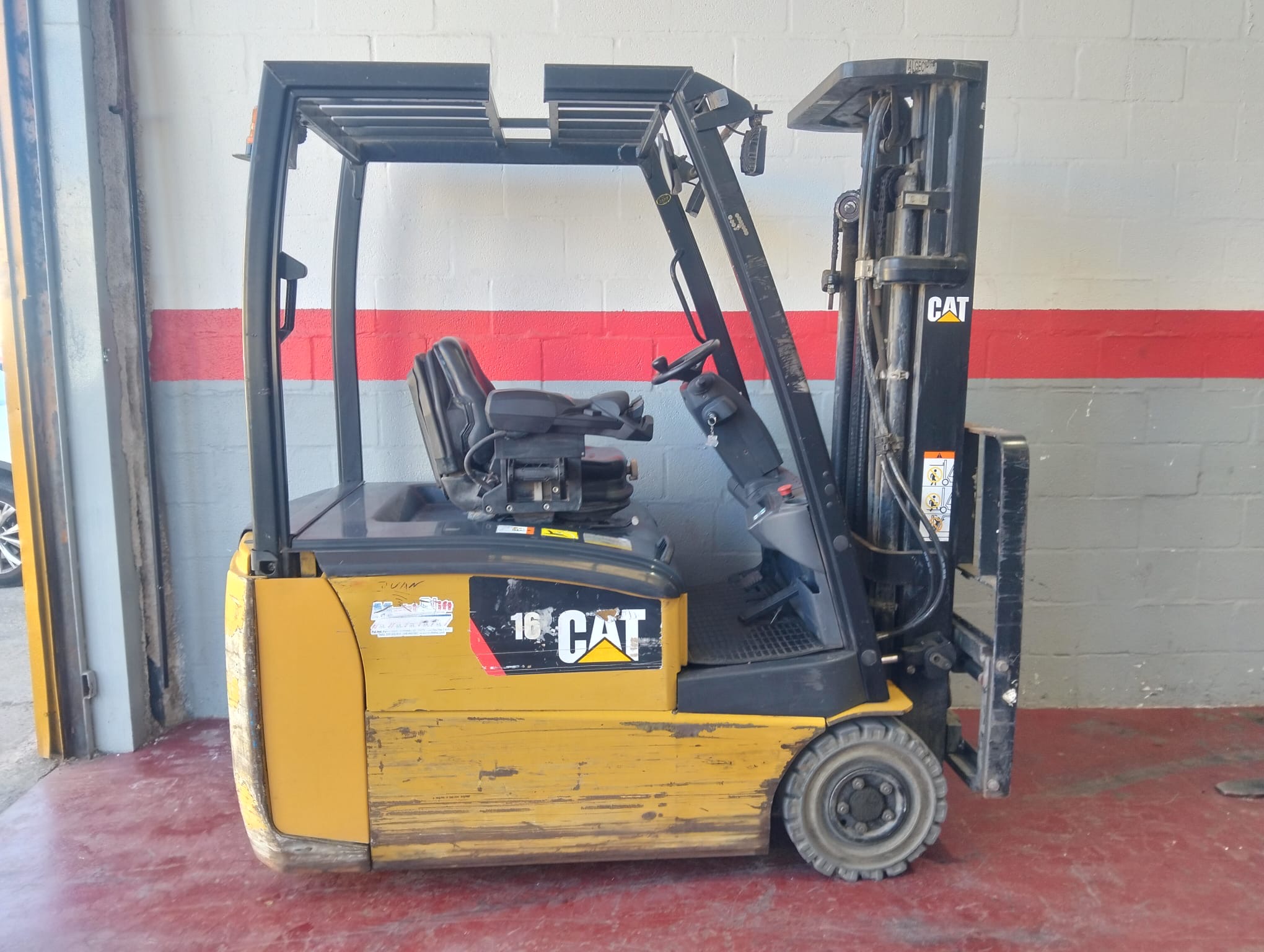 CATERPILLAR - EP16PNT